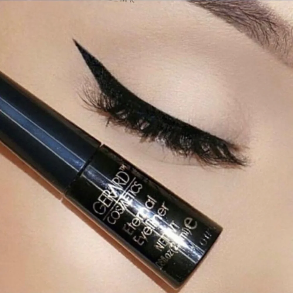Gerald Cosmetics Smudgeproof, Waterproof, Ultra Black Eternal Eyeliner .08 fl oz